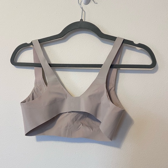 Lululemon Seamless Bra - Picture 2 of 4